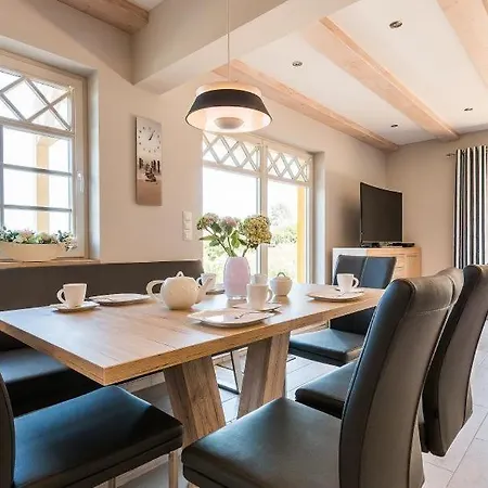 Pommernhus Ostseeblick Сasa de vacaciones Ahrenshoop