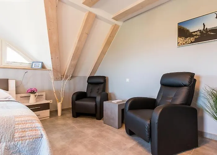 Pommernhus Ostseeblick بيت للعطل